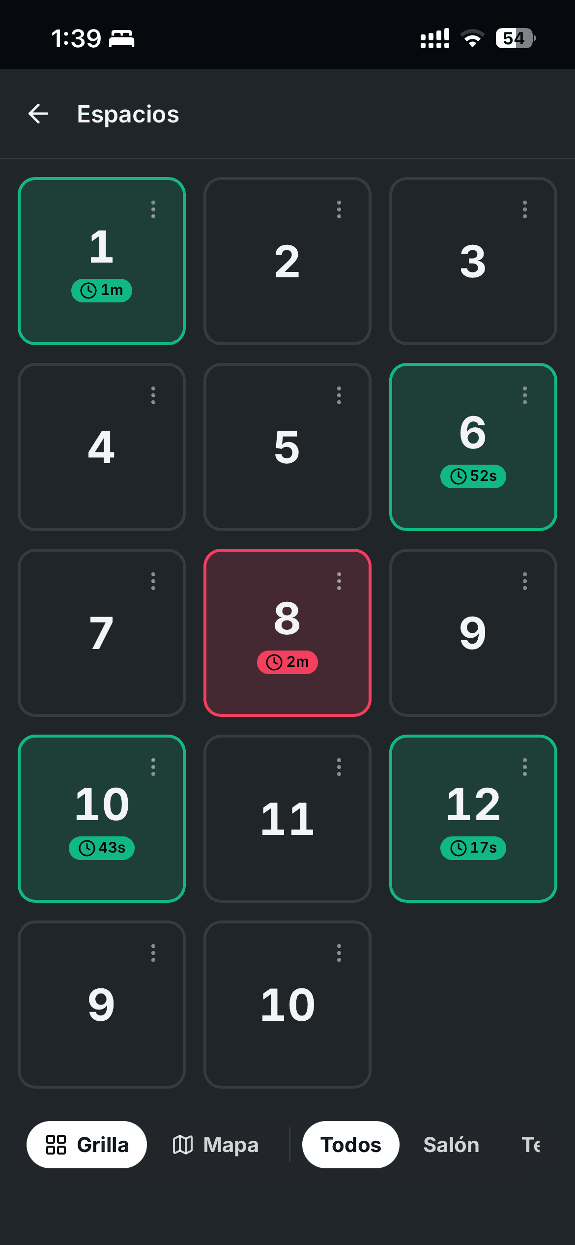 Mesas del salón en el celular, con las ocupadas y el tiempo de cada una